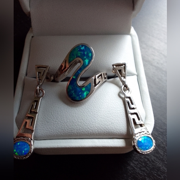 Sterling & Opal Ring/earrings - Picture 1 of 5